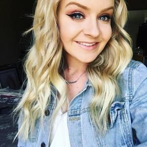 Meet your Posher, Celina